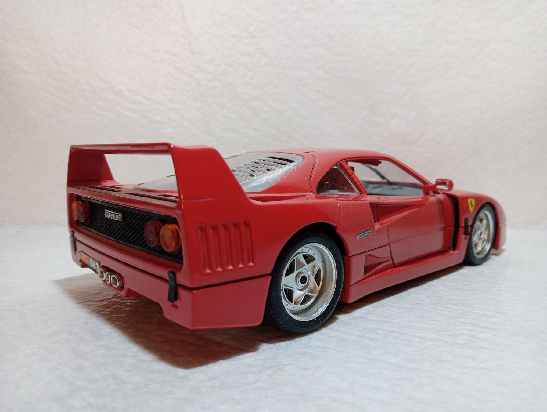 Ferrari Voitures modèles: Ferrari F40 – D'occasion à Huttwil par Secondtrain 1