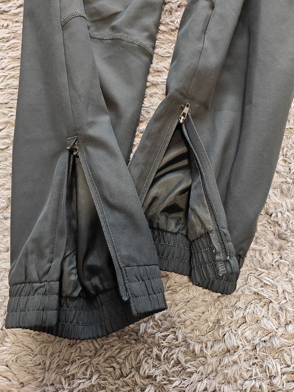 Nike Hosen: Nike Trainerhose – Gebraucht aus Pieterlen von Saemelili 5