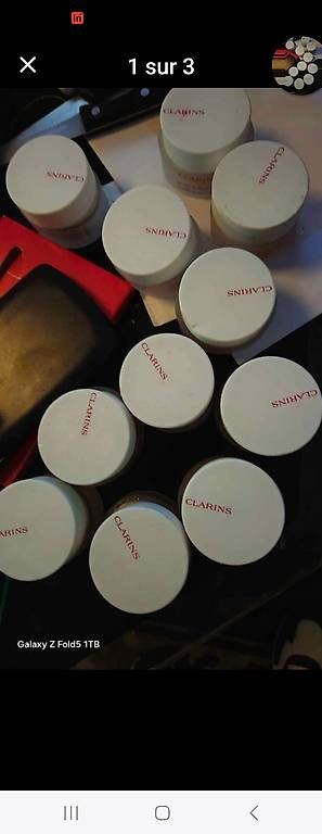 Cura del viso: Crème de jour Clarins 10 pots 100fr – Usato da Versoix venduto da Ruzipat1 1
