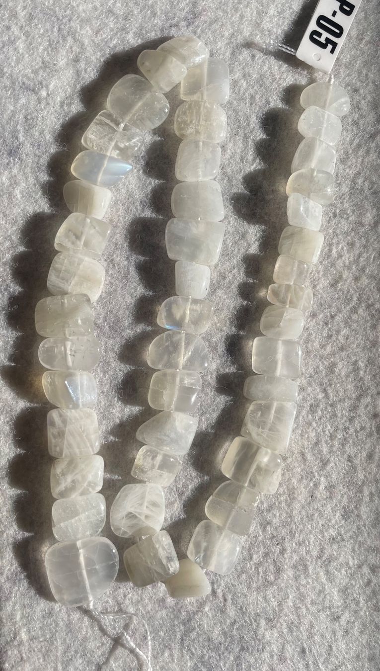 Catenine: exclusiver Mondstein wunderschön,   Strang – Nuovo e nell'imballaggio originale da Leuggern venduto da gemshow 1