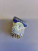 Pin's le cirque du soleil signé arrière collector