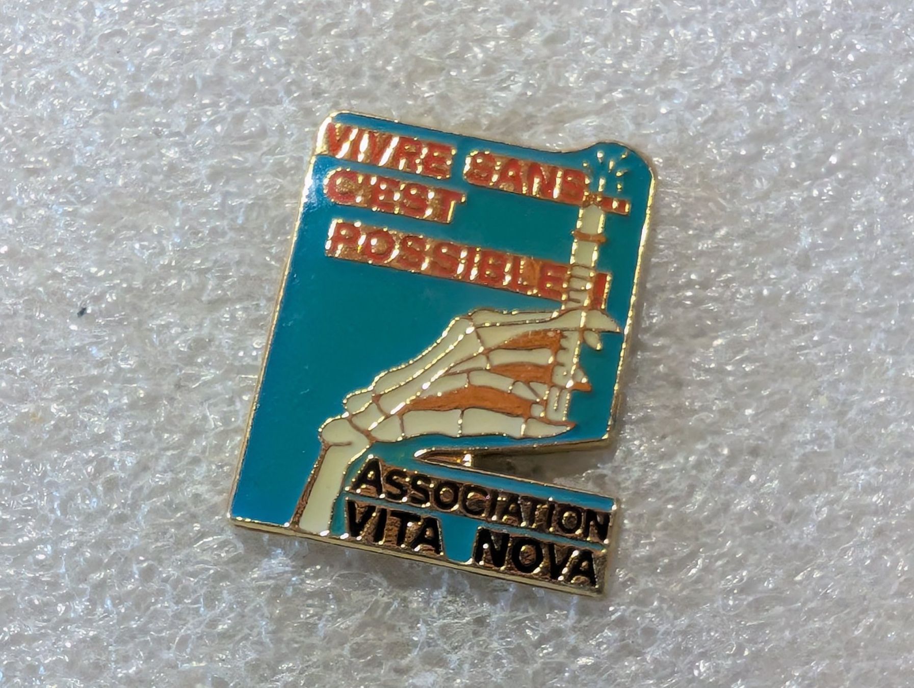 Placchette & Badge: Ansteckpin 67: – Usato da Oppligen venduto da Pin-Fall-Shop