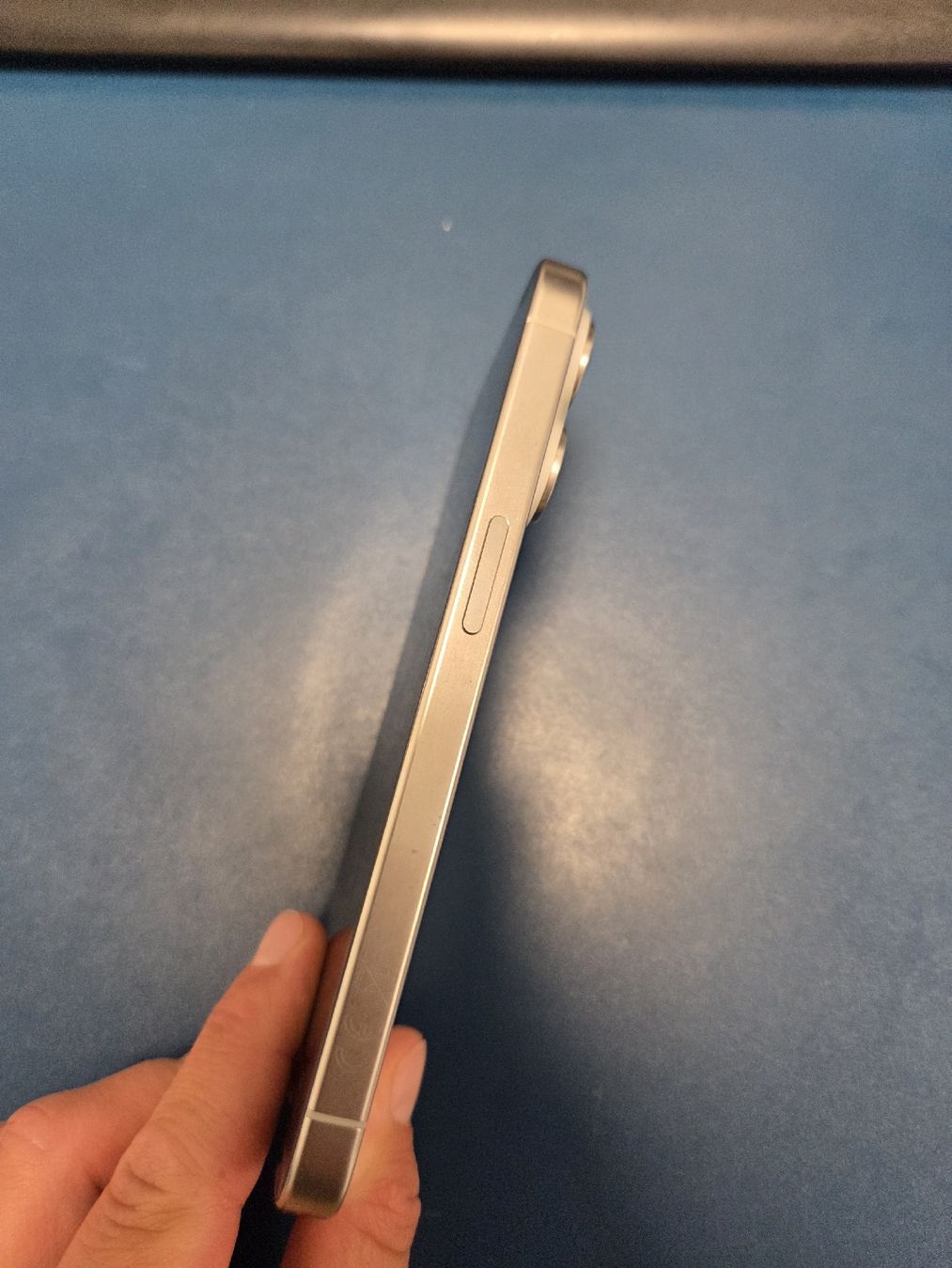 Apple Portables: Iphone 15pro – D'occasion à Altdorf UR par lau_zdq5 2