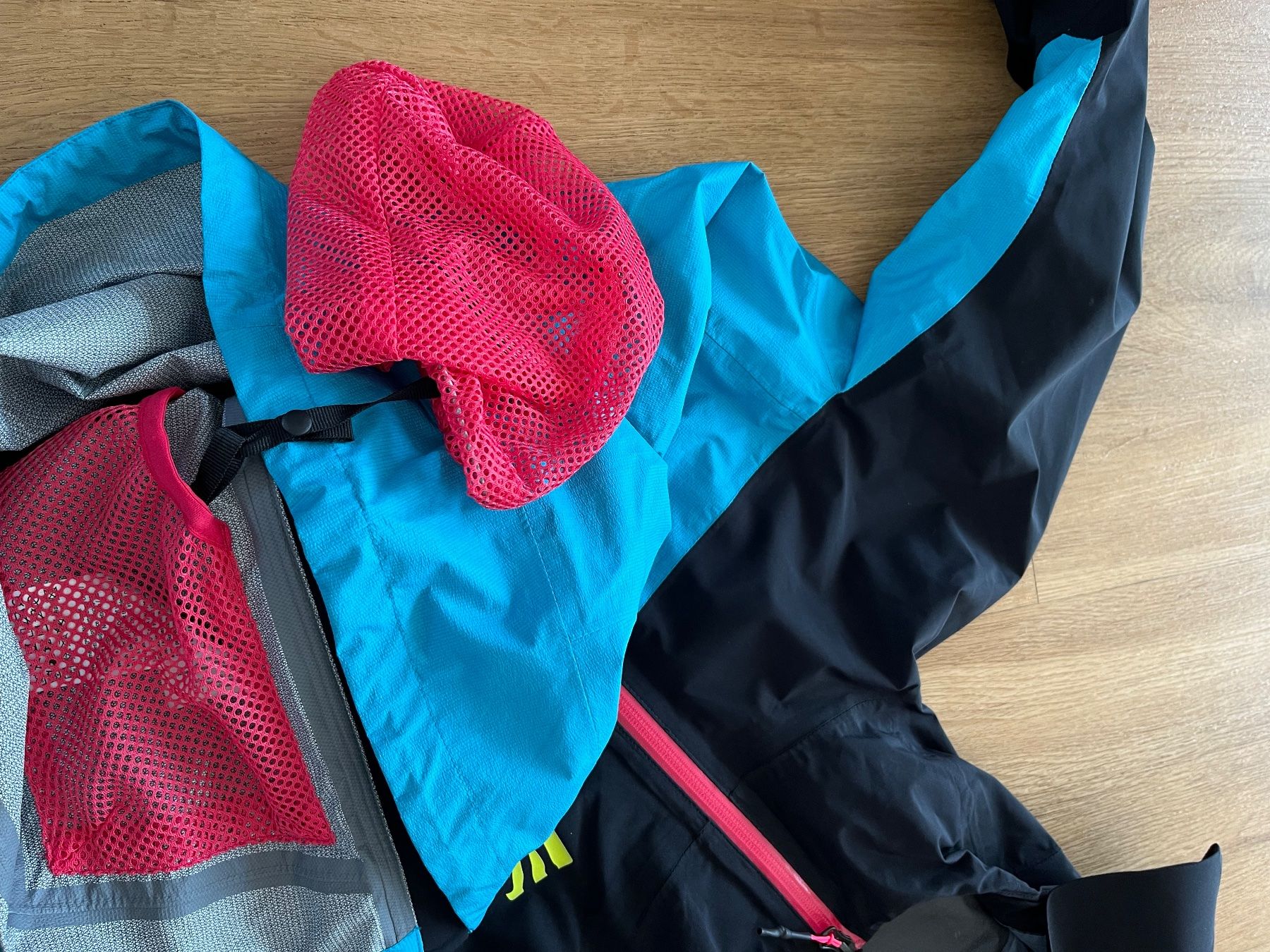 Karpos Vestes: Karpos Regenjacke – Neuf (Voir description) à Saland par ricarda025 2
