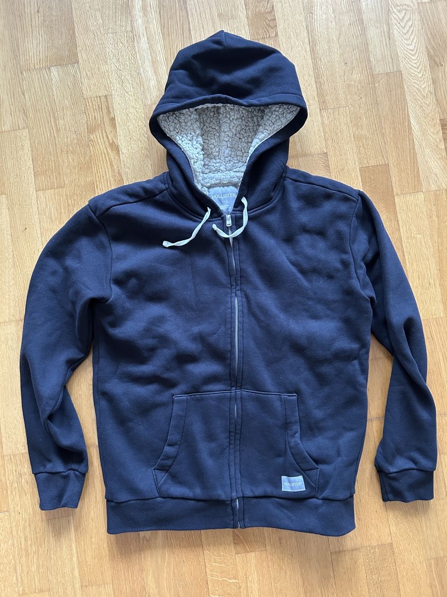 Hollister Maglioni & Felpe: Hollister Hoodie – Usato da Rüfenacht BE venduto da captainamerica_1 1