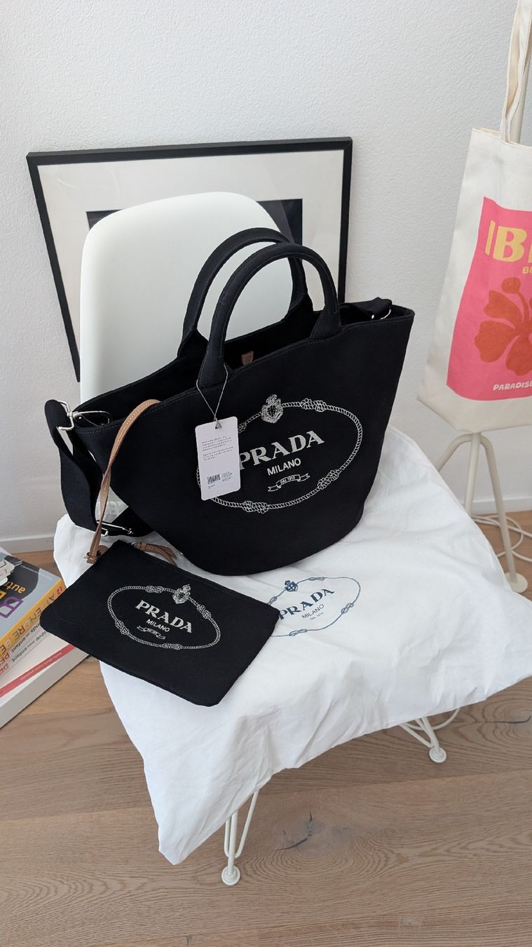 Prada Borse da donna: Prada Tasche neu – Nuovo e nell'imballaggio originale da Biberstein venduto da ameliecimador 4