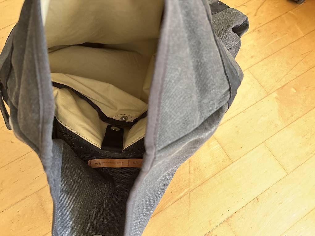 Qwstion Zaini: Qwstion Tote  Organic Washed Black – Usato da Bern venduto da Mars064 4