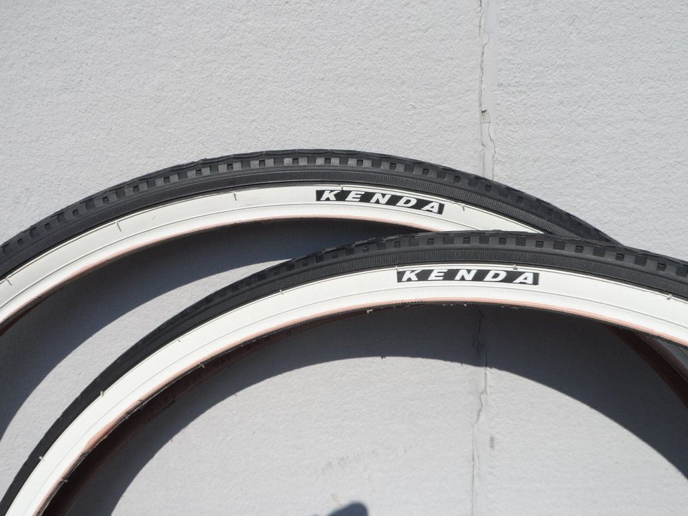2 Kenda Reifen 26 X 1 3/8 + Schläuche – City Bike & Vintage Bike Bereifung Schwarz-weiß