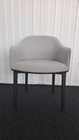 Vitra Softshell Chair, Stoff Hellgrau, Vierbein Schwarz