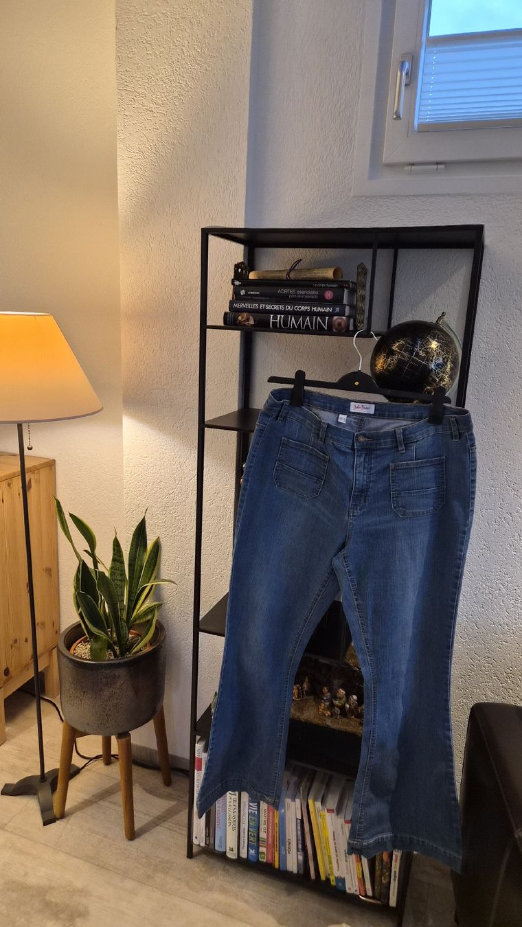 John Baner Jeans: Jeans marque  John Baner taille 50 – Usato da Avry-sur-Matran venduto da cec_nhz8