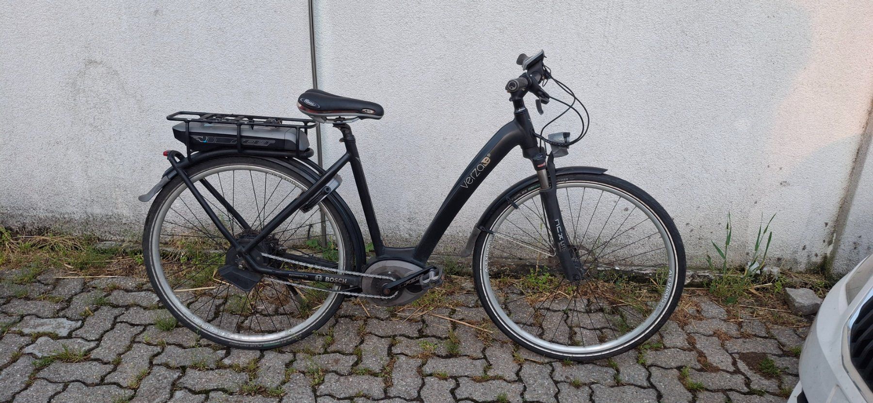 Felt Biciclette: E bike FELT 25kmh Bosch – Difettoso da Kyburg venduto da JBMNT2020