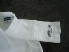 Camicie, T-shirt & Polo: lässiges T-Shirt mit V-Ausschnitt – Usato da Horw venduto da Benny017 1