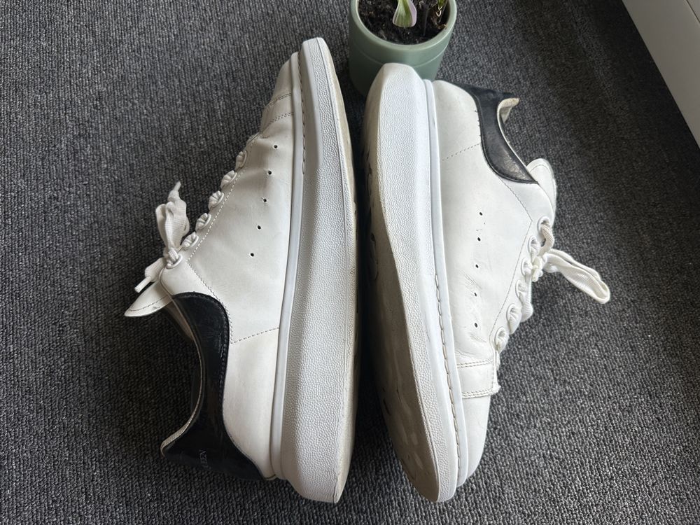 Alexander Mcqueen Chaussures hommes: Alexander Mcqueen homme taille 42.5 blanc – D'occasion à Bulle par LeMoleson 4