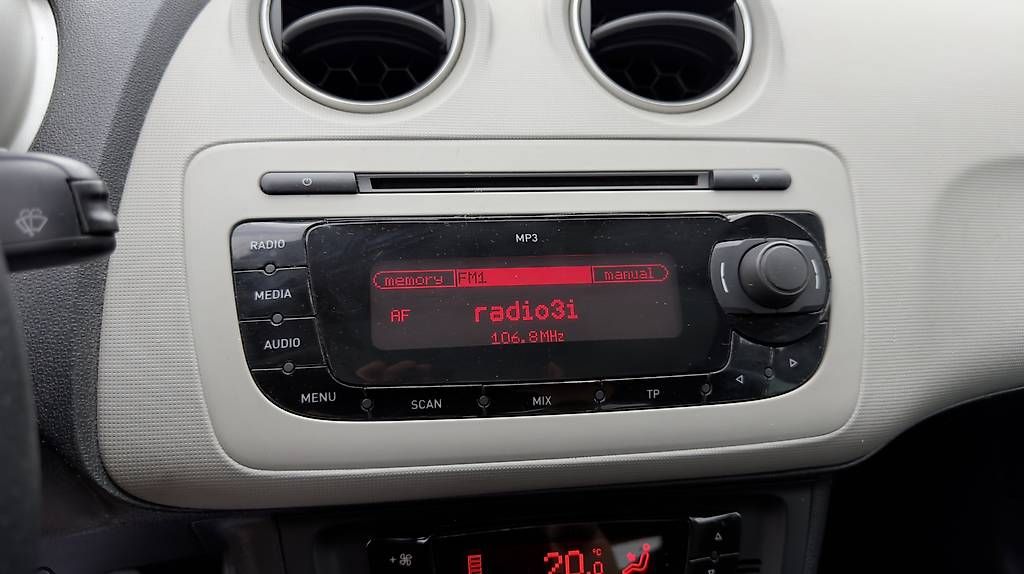 Automobili: Seat Ibiza 1.6i – Usato da Agno venduto da jonnyautosagl 5