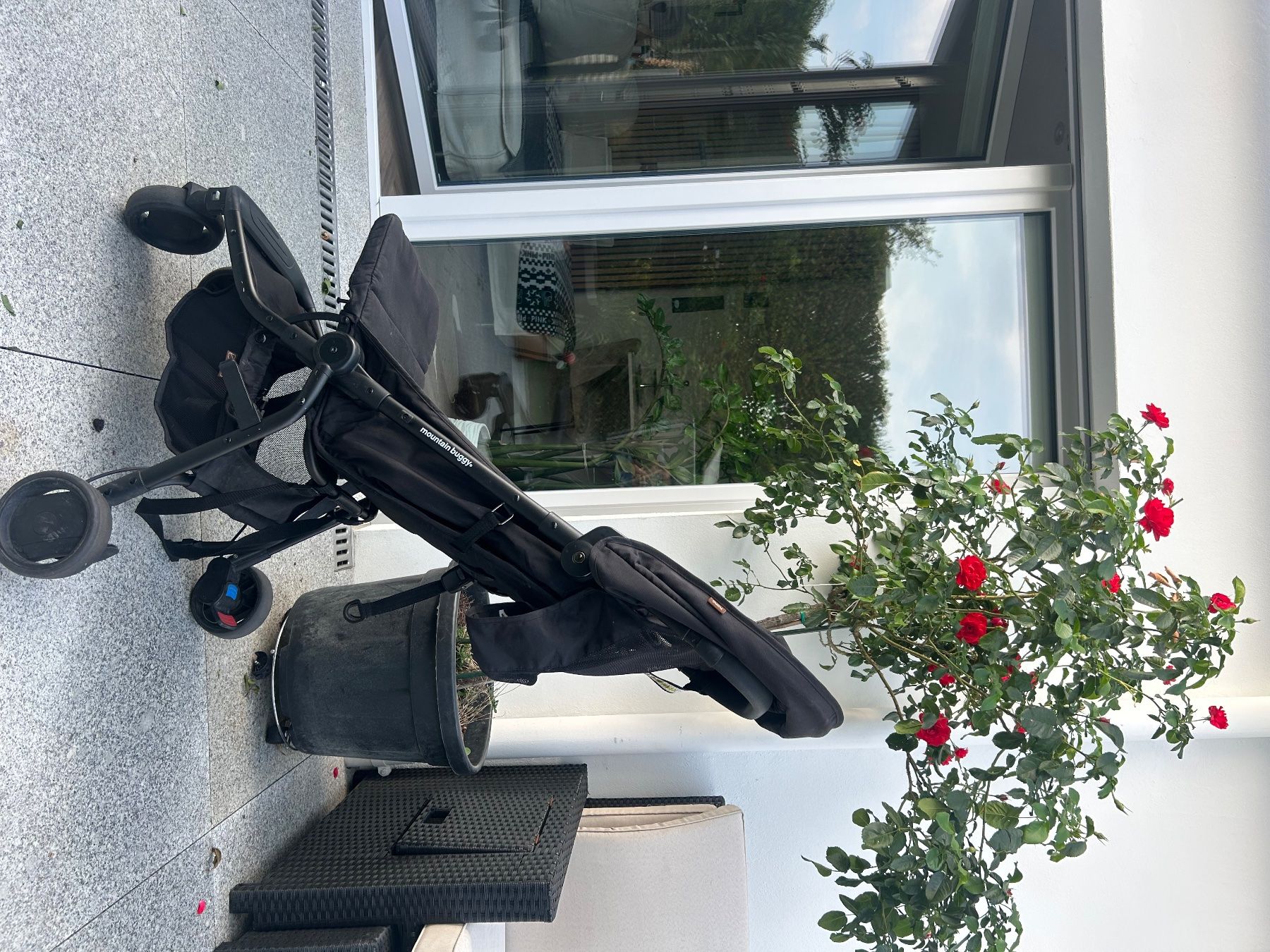 Mountain Buggy Carrozzine: Kinderwagen Mountain Buggy schwarz gebraucht – Usato da Au ZH venduto da Luxbag 3