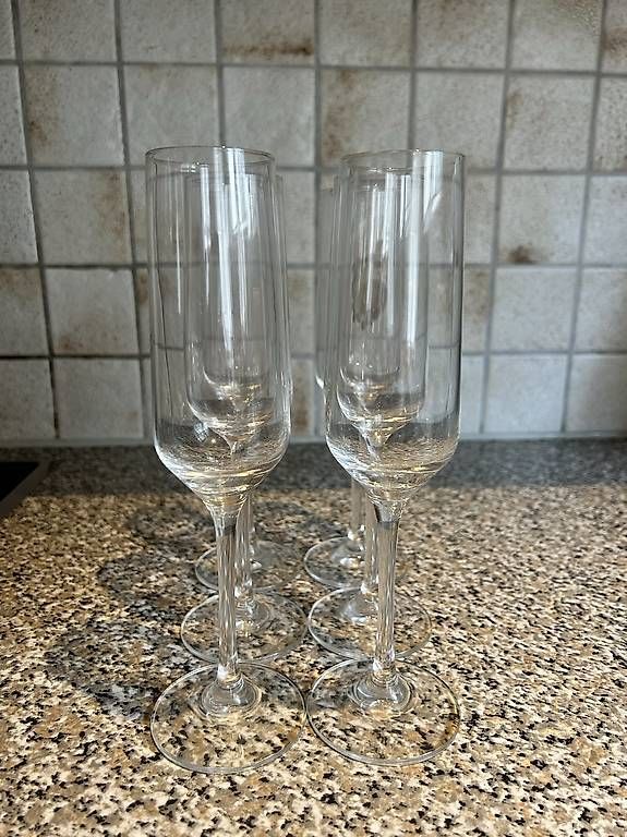 Verres: 6 Sekt- / Champagnergläser – D'occasion à Wolfenschiessen par ali_6dvv 1