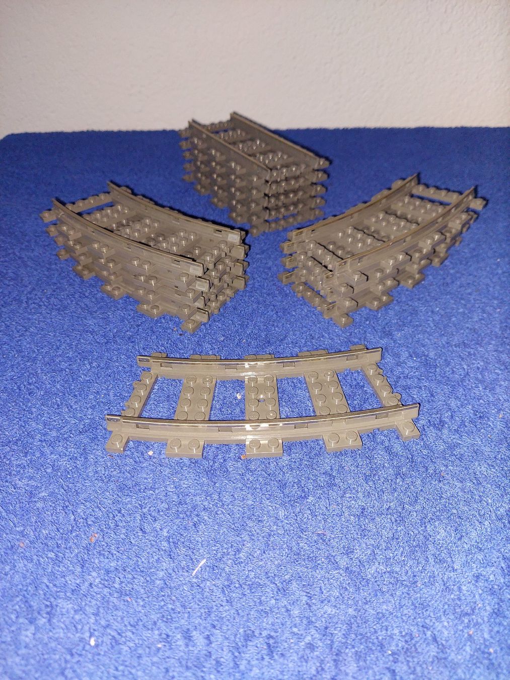 Lego Kit di costruzioni: Lego 9Volt 5x gerade 9x Kurven – Usato da Altenrhein venduto da schalumpfi 1