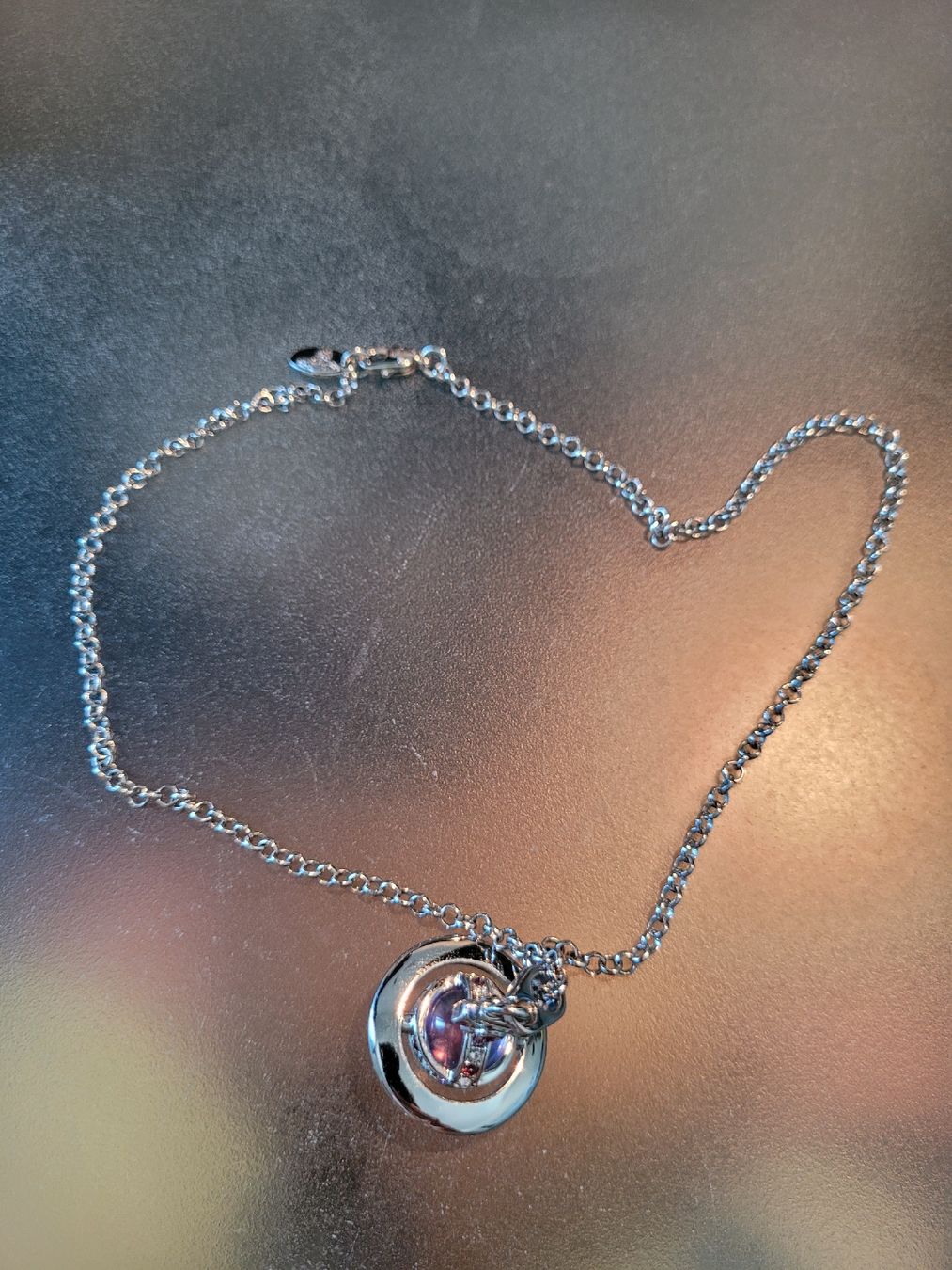 Catenine: VIVIENNE WESTWOOD ORB NECKLACE – Nuovo (secondo la descrizione) da Zürich venduto da mer_6tqg