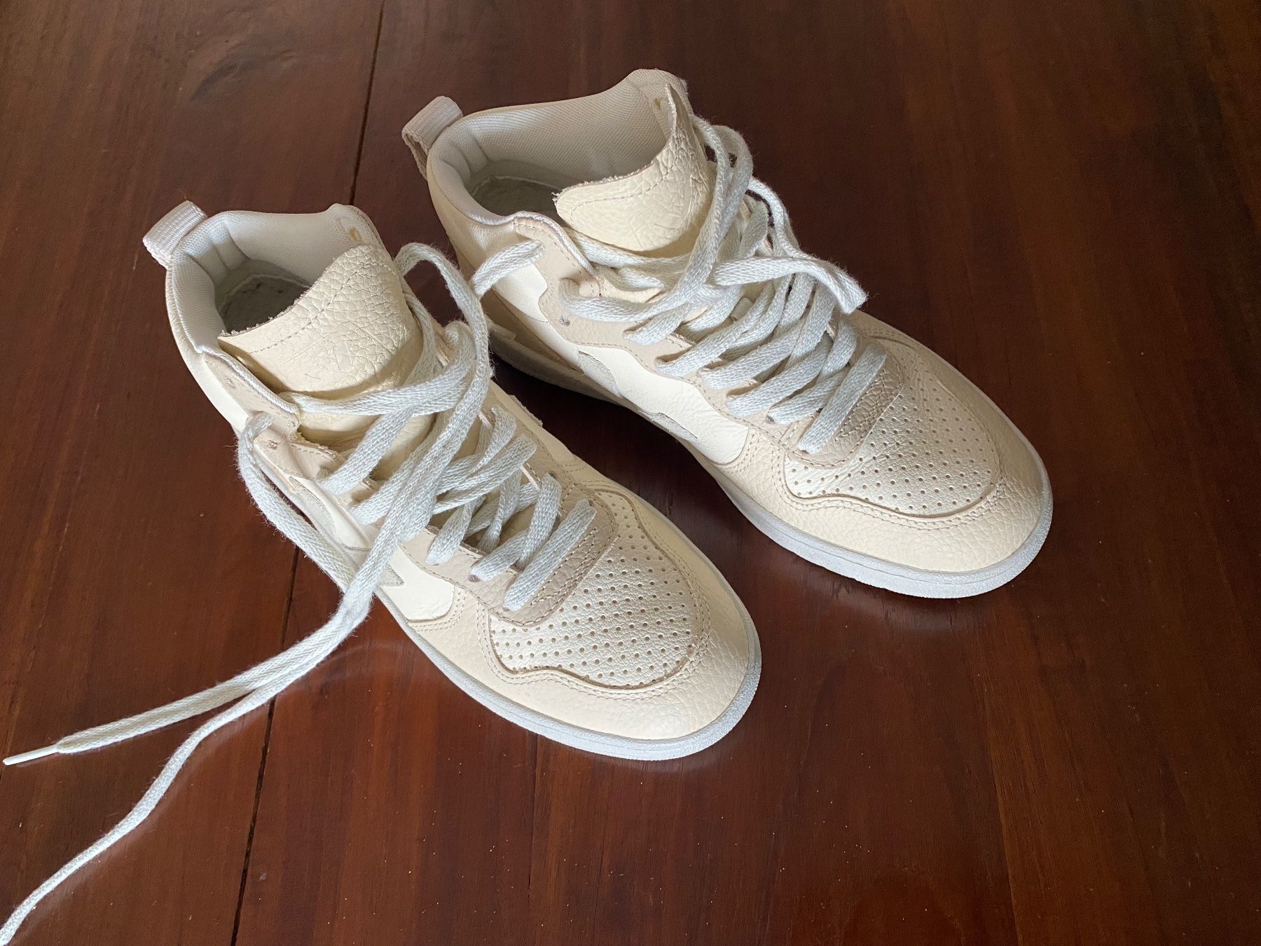 Veja Scarpe da uomo: Nagelneue VEJA V15 Leder Sneaker – Nuovo (secondo la descrizione) da Besazio venduto da lionheart63 1
