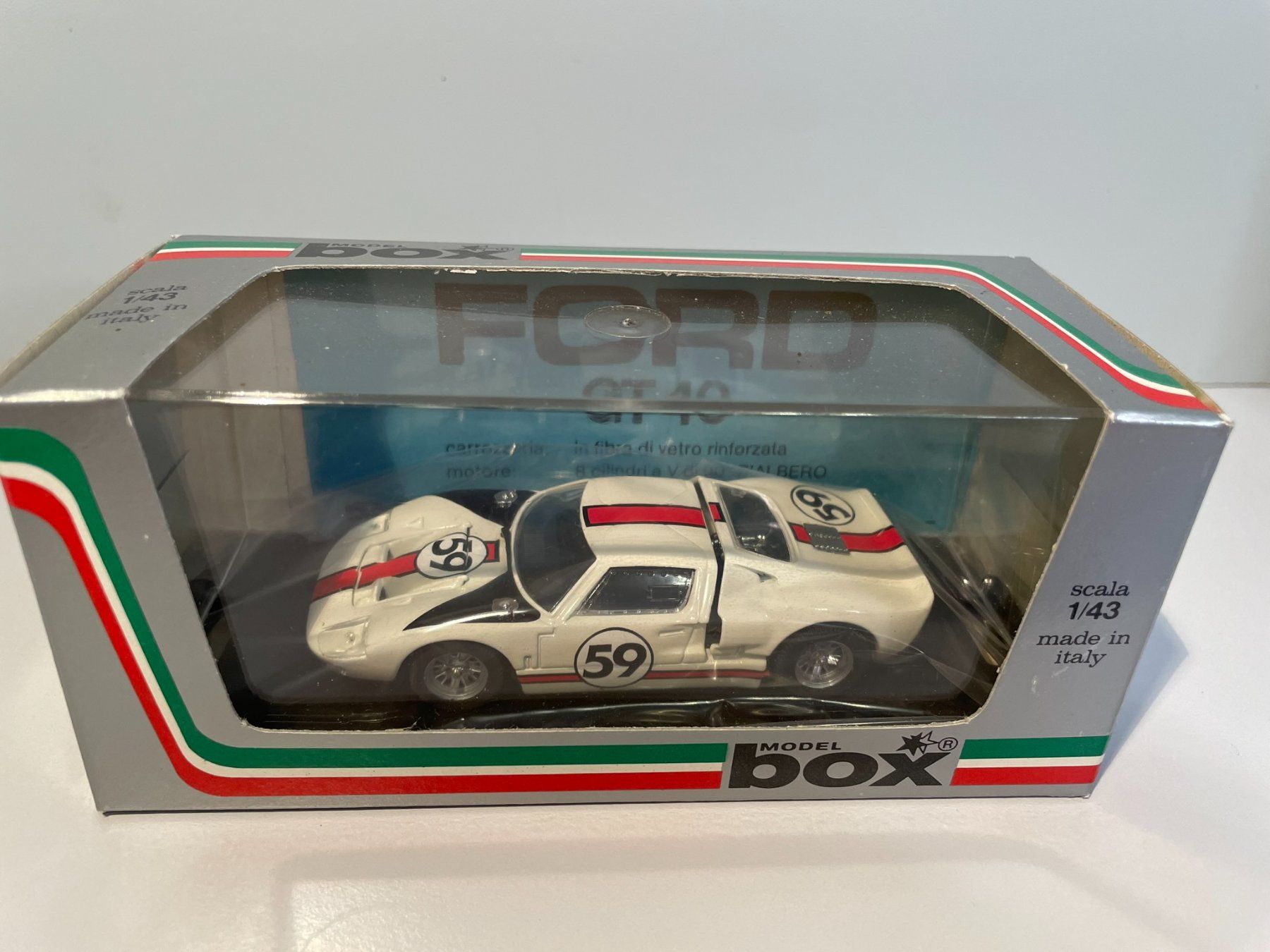 Ford Modellini d'auto: Ford GT40 Nr. 59 Le Mans ModelBox – Usato da Bättwil venduto da Samuel_Wyss