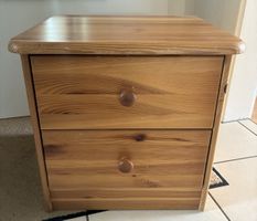 Petite table de nuit en bois micasa 
