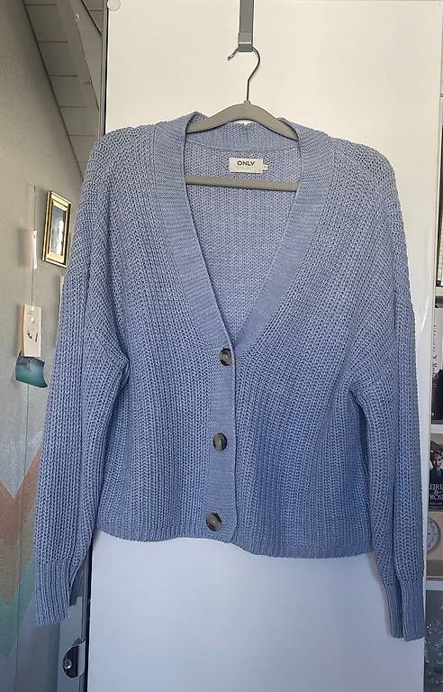 Giacche: Cardigan babyblau  – Usato da Itingen venduto da alexasoldie