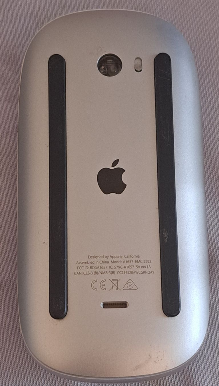 Apple Souris: Apple Bluetooth Original maus – D'occasion à Biel/Bienne par Sasha4u 1