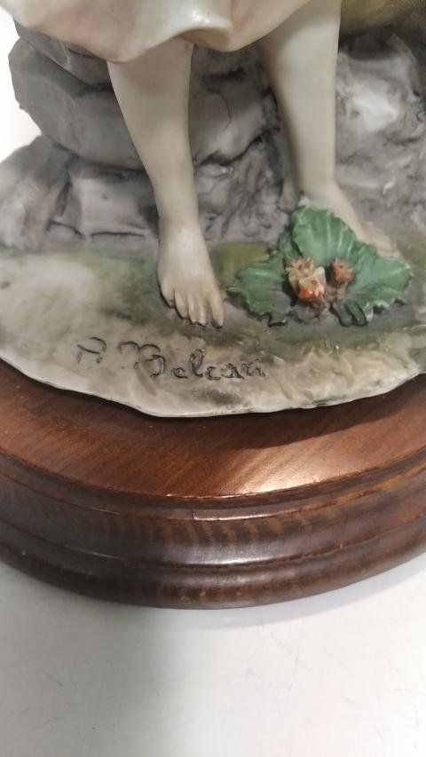 Statuette: Capodimonte große Figuren – Usato da Bern venduto da Elena1965 3