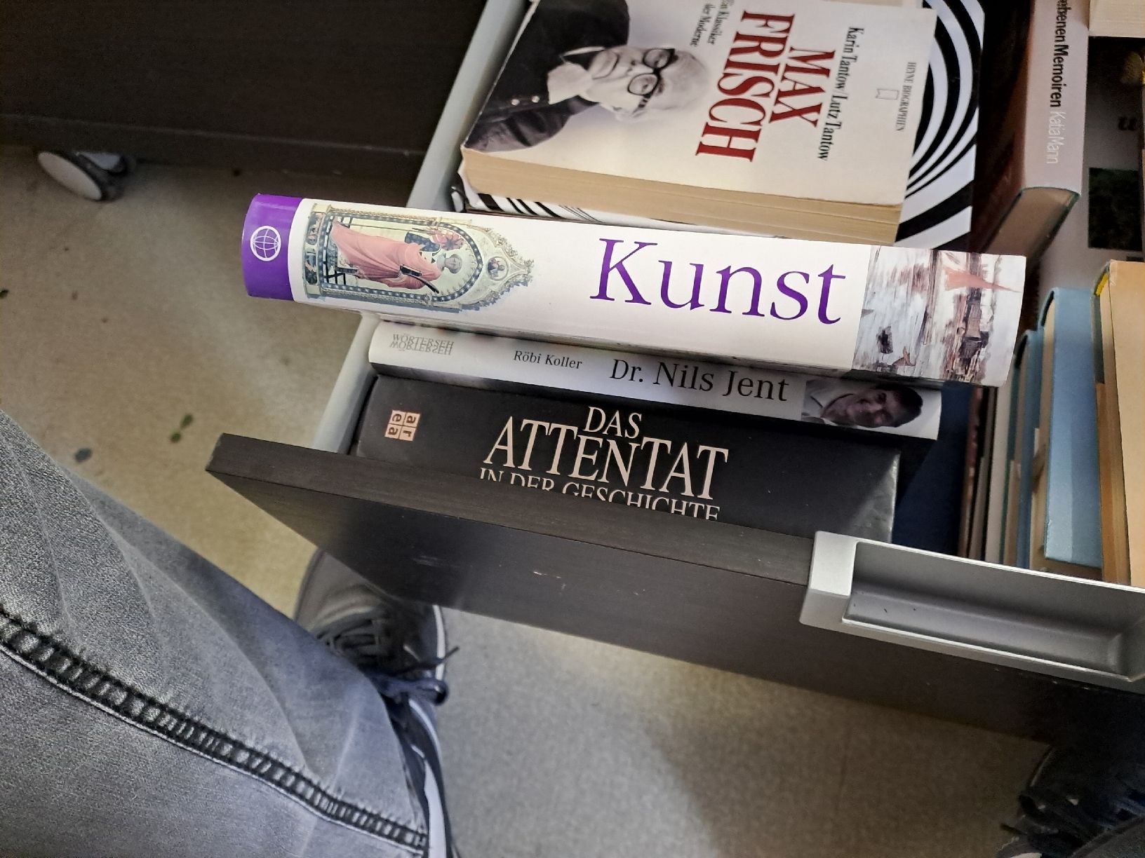 Bücher: Kunst ( Mondo Verlag) – Gebraucht aus Zürich von Schoebi19 3