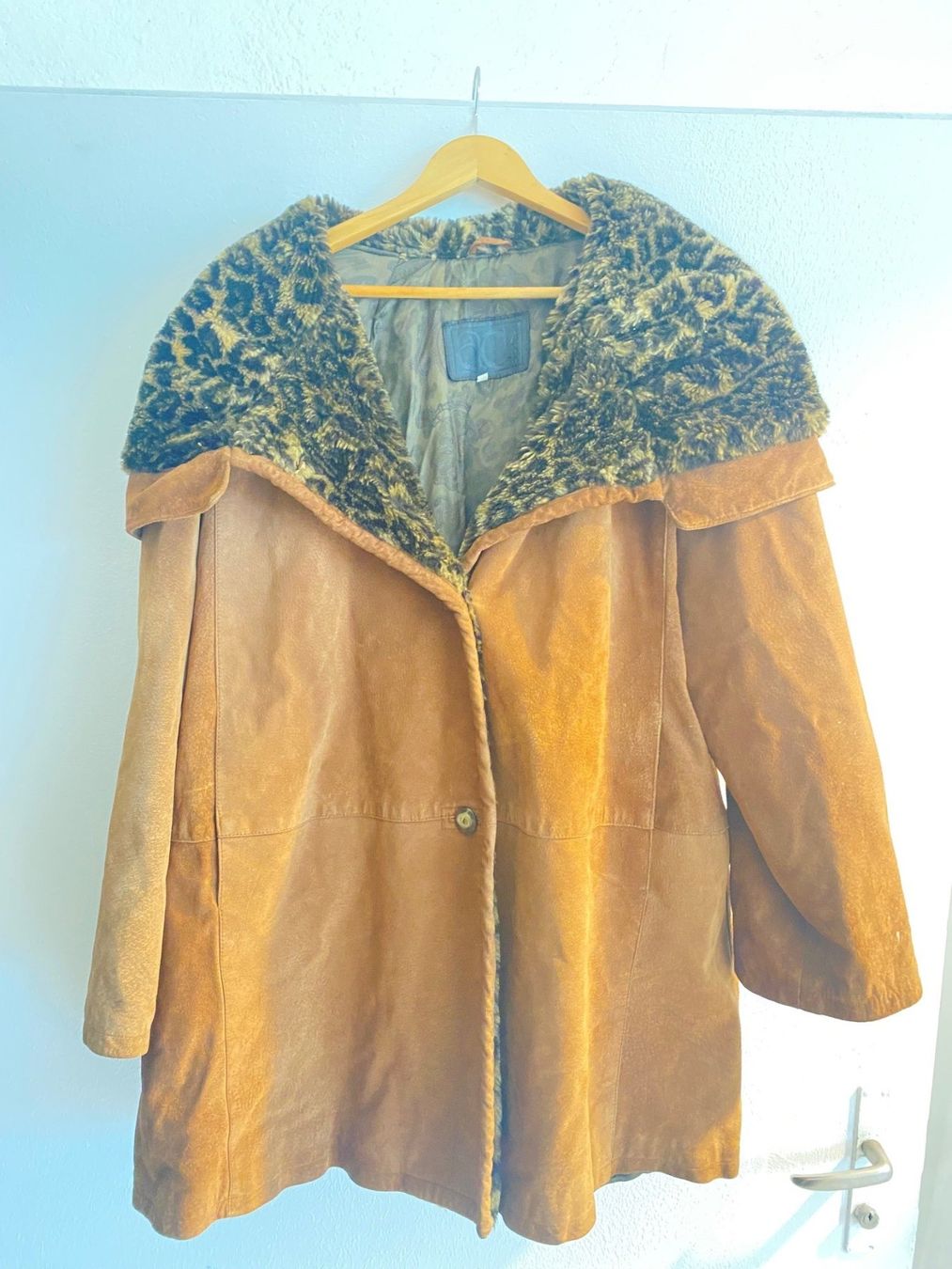 Vestes: Winter Jack mit Kapuze – D'occasion à Zürich par Tobi50