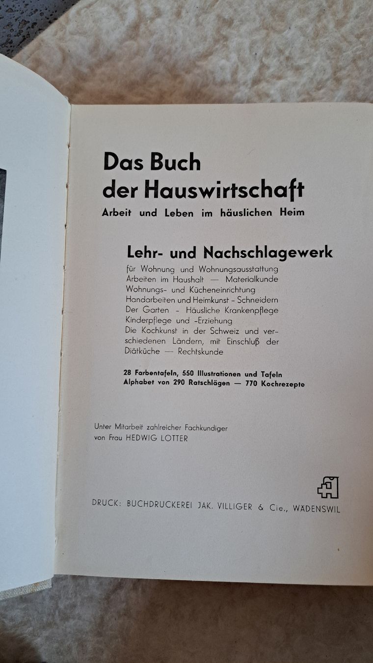 Libri: Buch: Das Buch der Hauswirtschaft – Usato da Zofingen venduto da Gabe0815 1