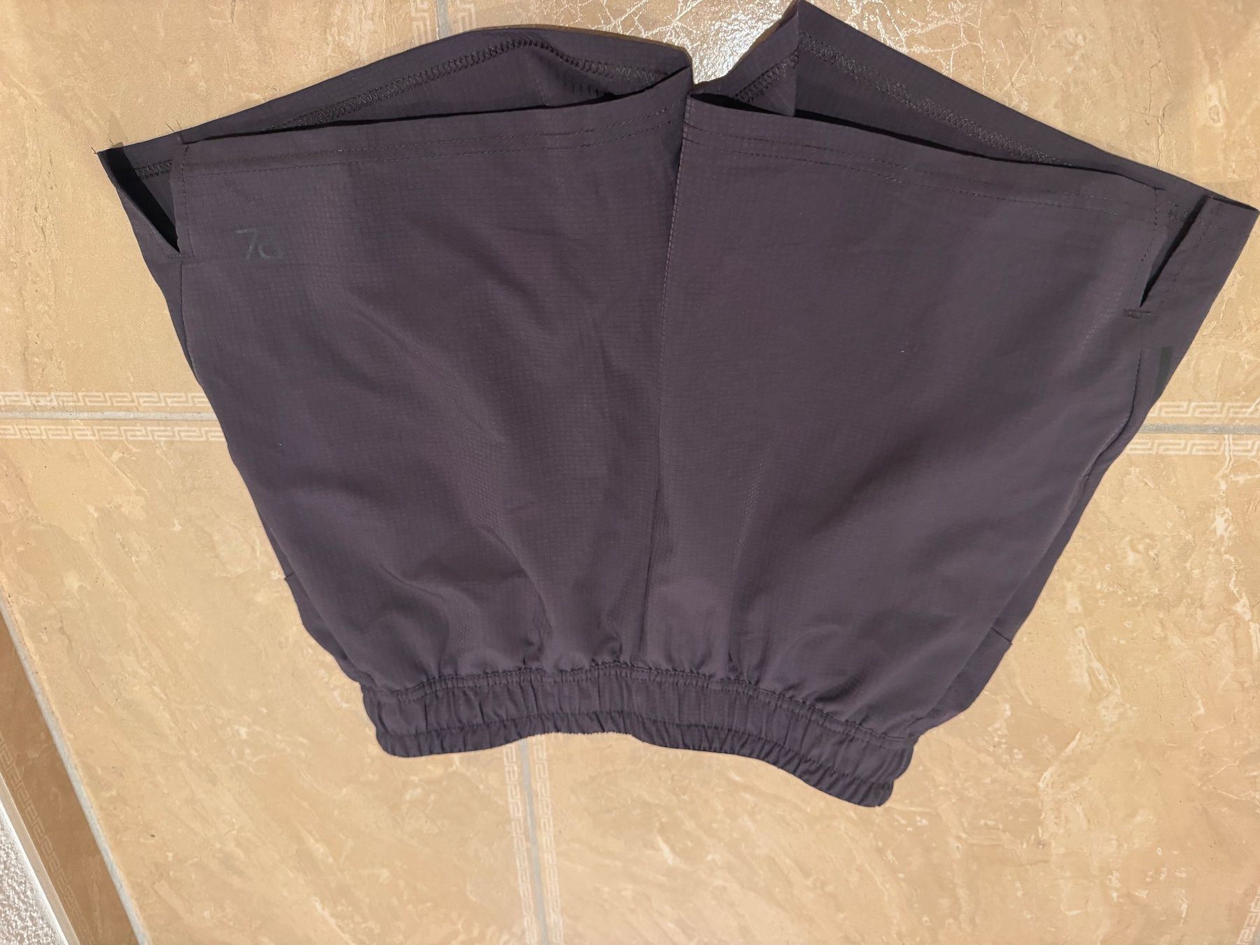 Pantaloni: Powerzone neue Sporthose, S – Nuovo (secondo la descrizione) da Klingnau venduto da Markus14