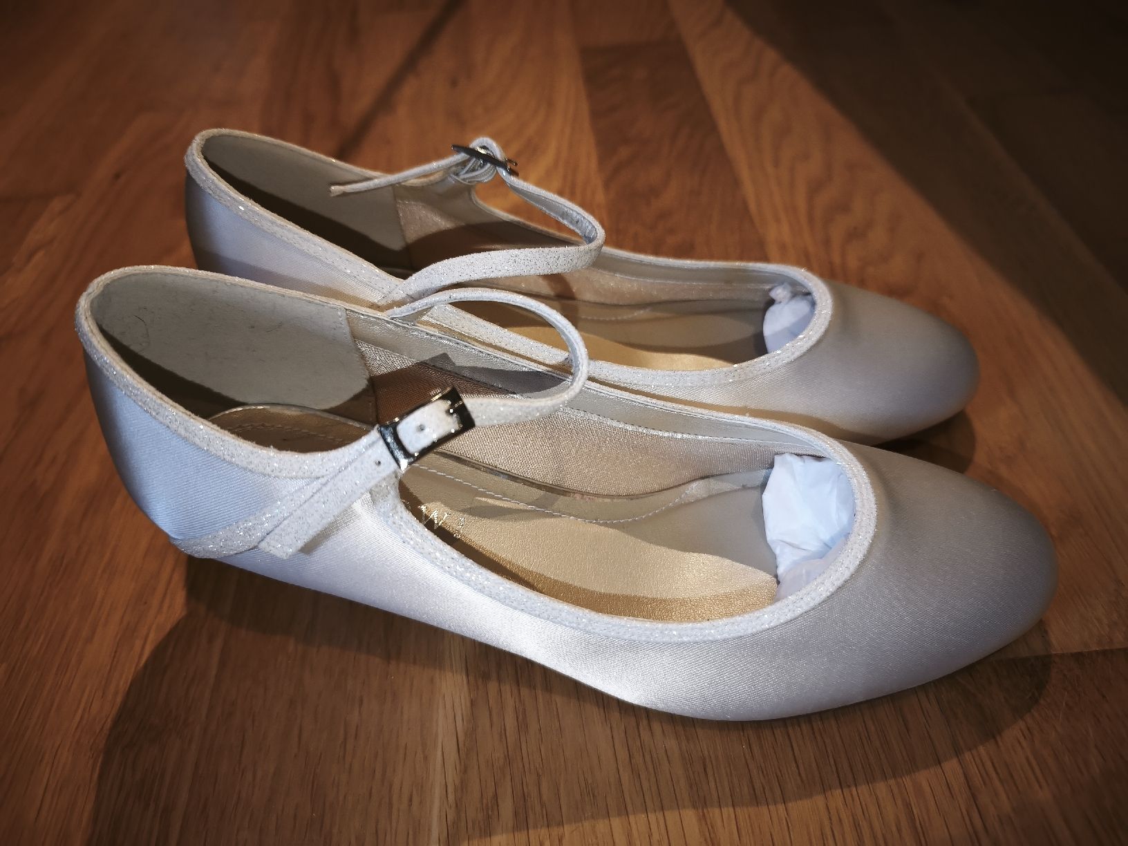 Rainbow Scarpe da donna: Brautschuhe Rainbow Club Marsha Gr. 38 – Nuovo (secondo la descrizione) da Zeglingen venduto da Vanillacoke 1