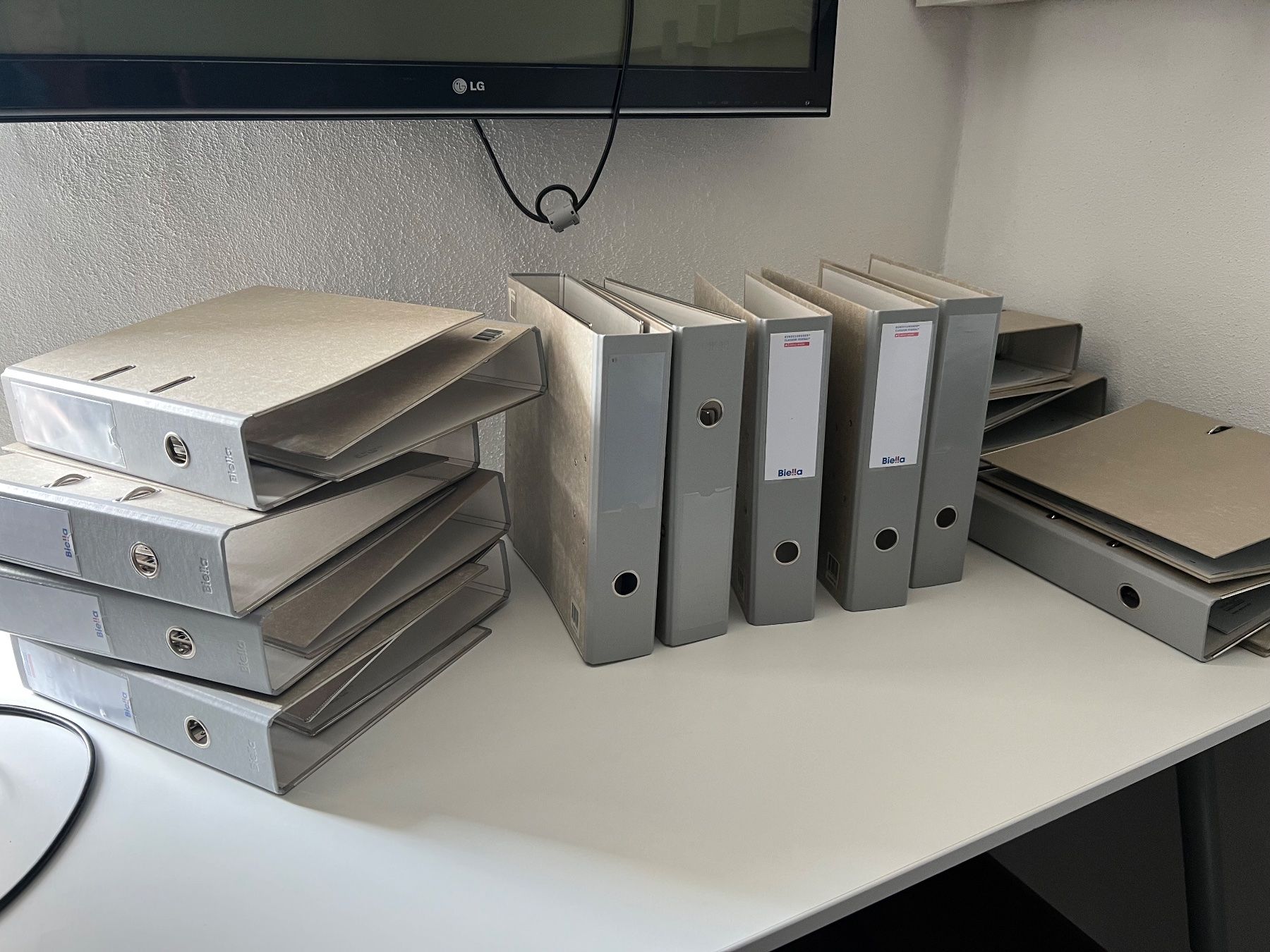 Biella Raccoglitori: Bundesordner 70 mm A4 – Usato da Sulz AG venduto da SigneChristina