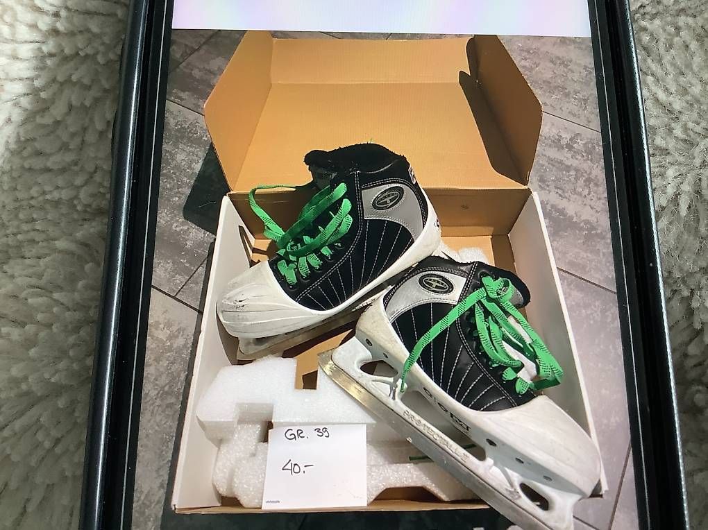 Pattini da ghiaccio: Eishockey Torwart Schlittschuhe  – Usato da Schenkon venduto da AndreaB74 1