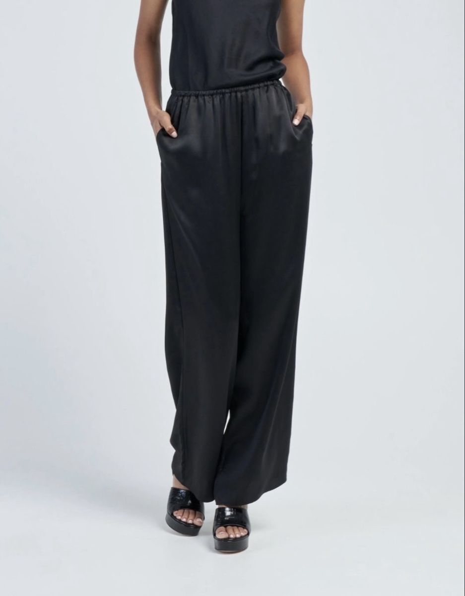 Totême Pantaloni: Beautiful Silk Toteme Trousers - S – Usato da Basel venduto da Petersgasse 5