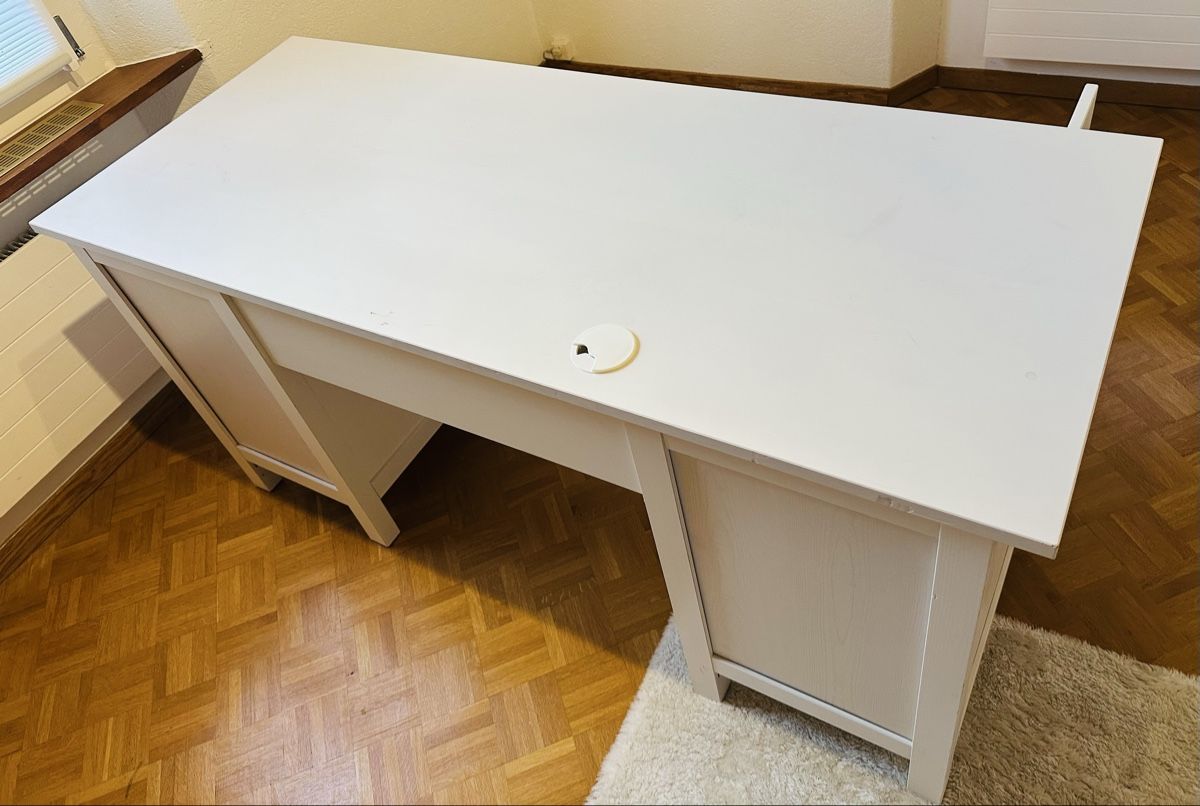 Ikea Bureaux: Schreibtisch – D'occasion à Biezwil par Suter389 1