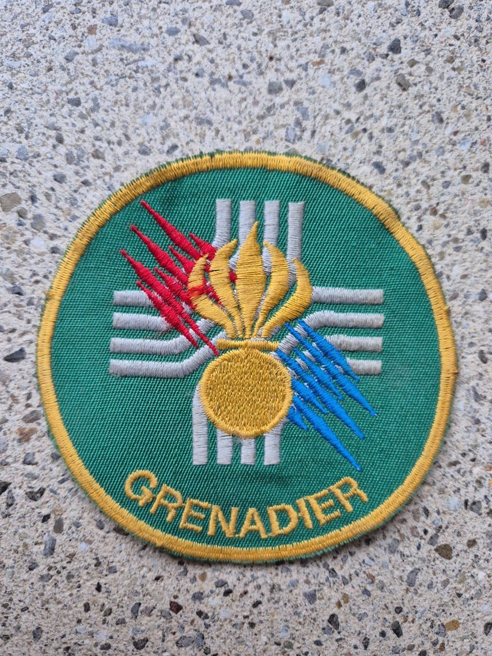 Schweizer Armee Placchette & Badge: *** Badge Rund Grenadier Isone *** – Nuovo (secondo la descrizione) da Riedholz venduto da fr_sIruP