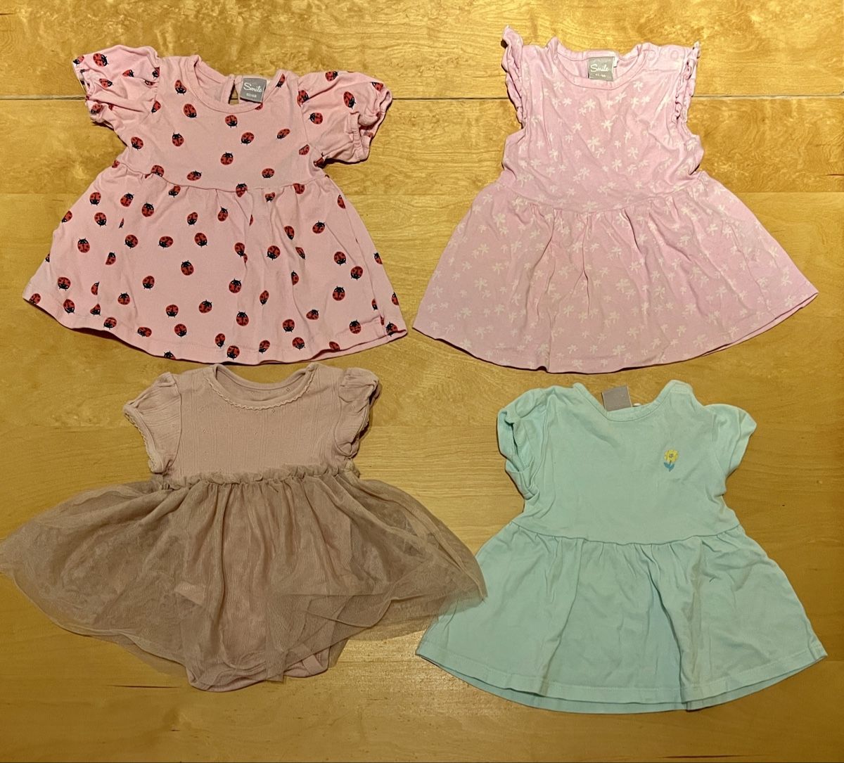 Lotti & Set di vestiti: Sommer Set Mädchen Kleider Grösse 62 – Usato da Zürich venduto da Rajkumari 1