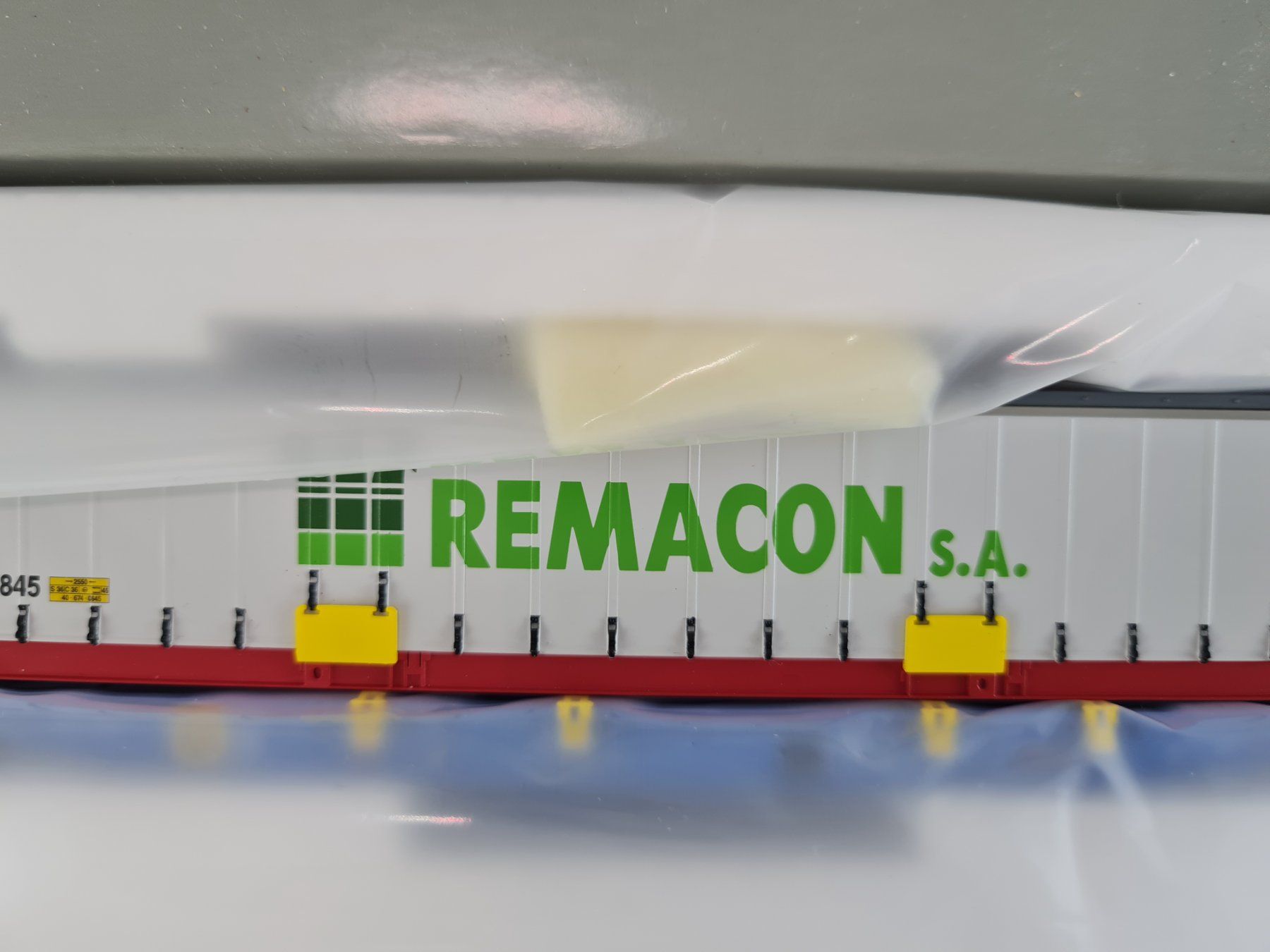 LS Models Modelleisenbahnen: LS Models 36060-2 Containerwagen REMACON H0 1:87 – Neu (gemäss Beschreibung) aus Blumenstein von  3