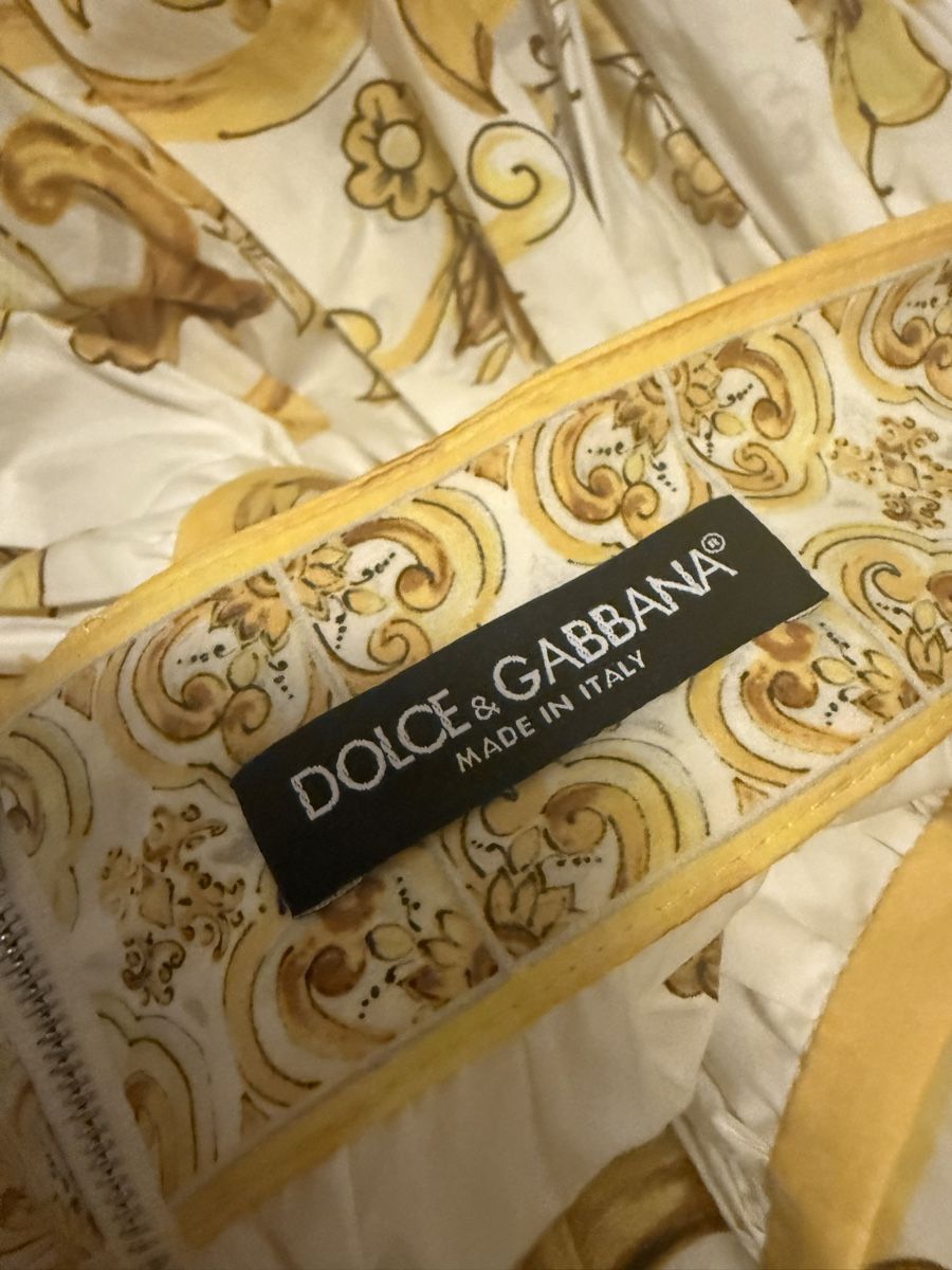 Dolce & Gabbana Vestiti: Dolce & Gabbana  gonna e top  – Nuovo (secondo la descrizione) da Bellinzona venduto da Giulia3440 2