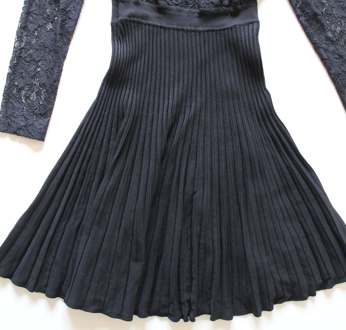 Morgan Vestiti: Robe noire dentelle Morgan  t. S – Usato da Peseux venduto da Gilloss 3
