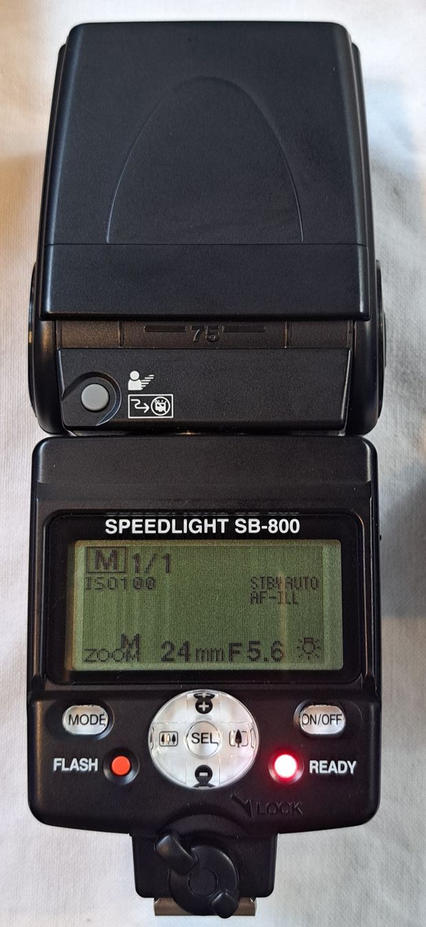 Nikon Flashs: NIKON SPEEDLIGHT  SB-800 – D'occasion à Biel/Bienne par Sasha4u 5