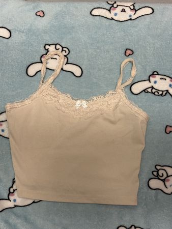 Cream Romwe Ribbed Lace Cami Top, Size M