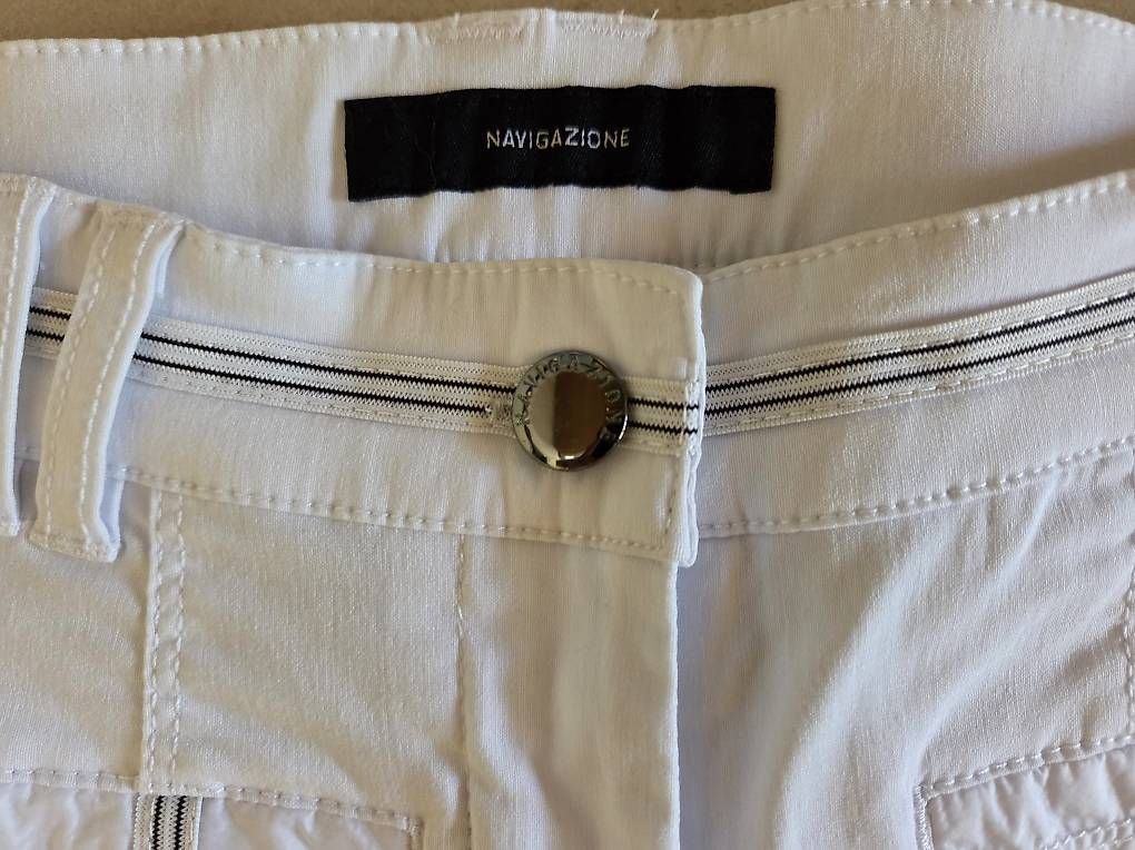 Pantaloni: Hosen – Usato da Tschingel venduto da Olivia.S 1