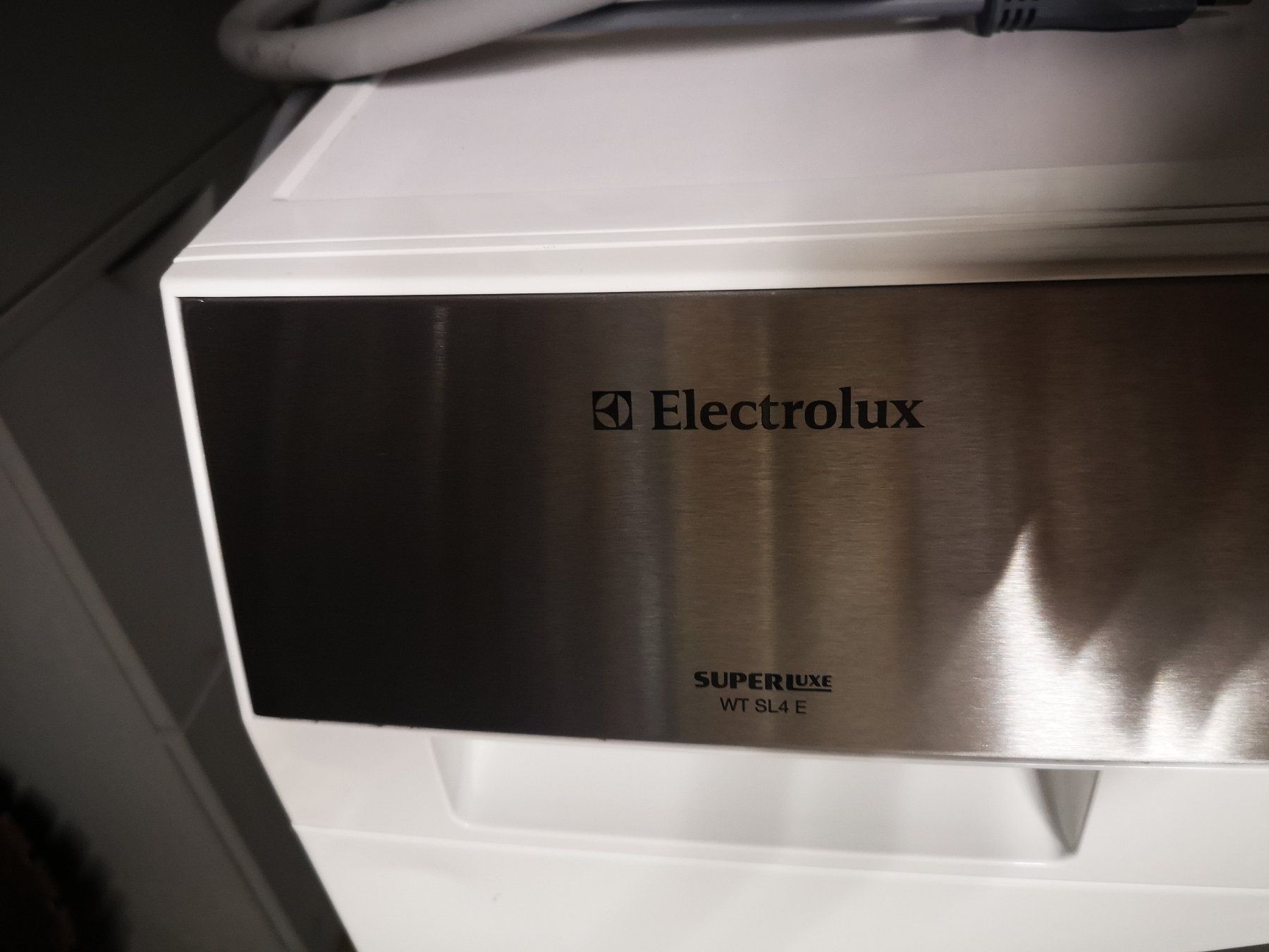 Electrolux Lavatrici: Electrolux Waschmaschine 9kg, Super Luxe WT SL4 E – Usato da Grasswil venduto da tobias9891 8