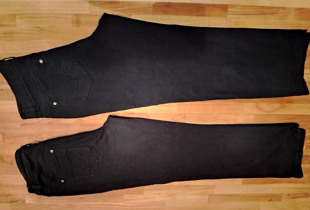 Jeans: Jeans Gr. 40/30, neuwertig – Usato da Innertkirchen venduto da Top_100 1