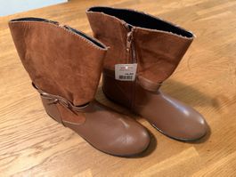 Neue braune Mädchen Stiefel, Grösse 34