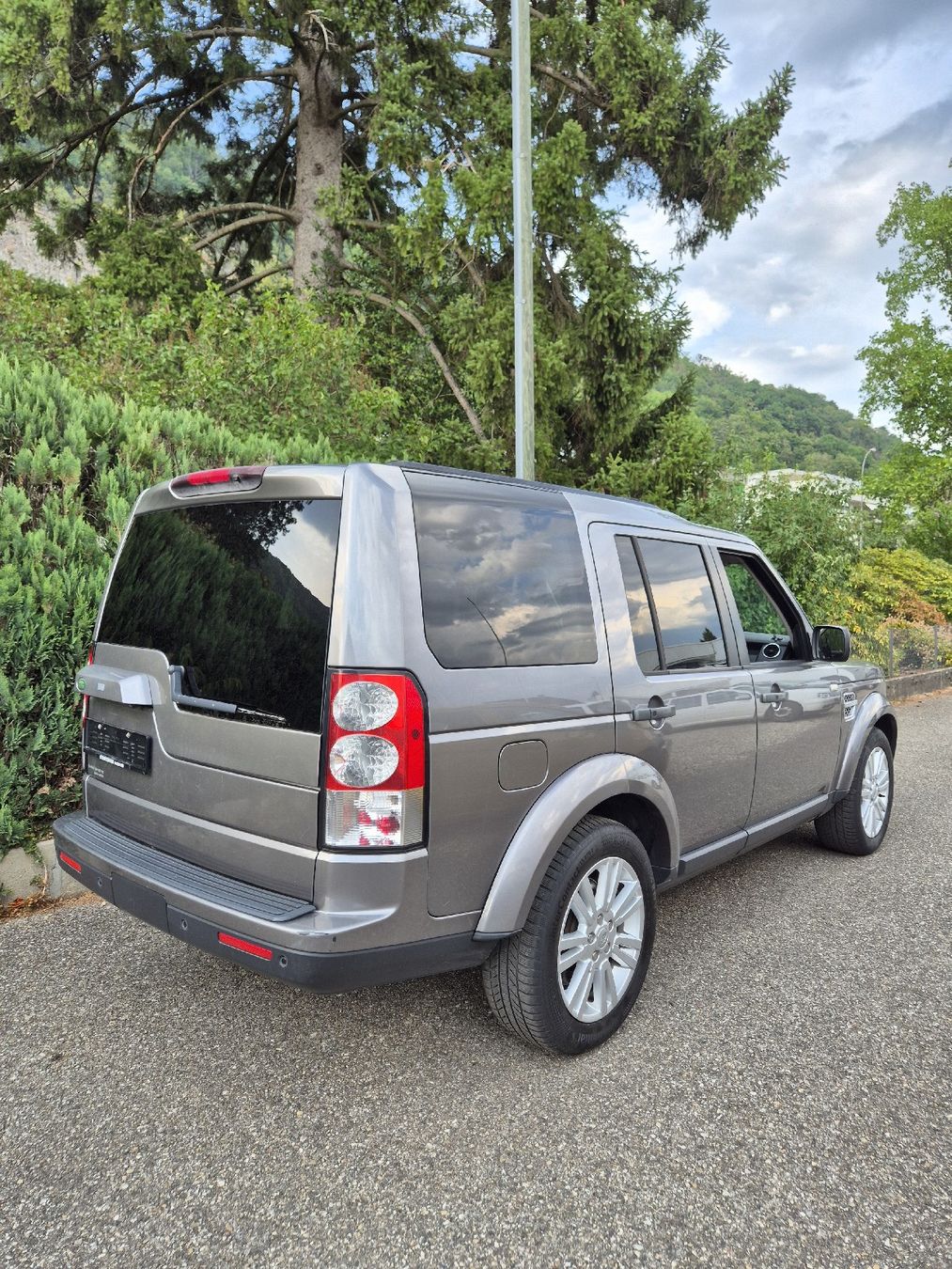 Land Rover Automobili: Land Rover discovery 3l Frisch MFK – Usato da grenchen venduto da Pooth01 1