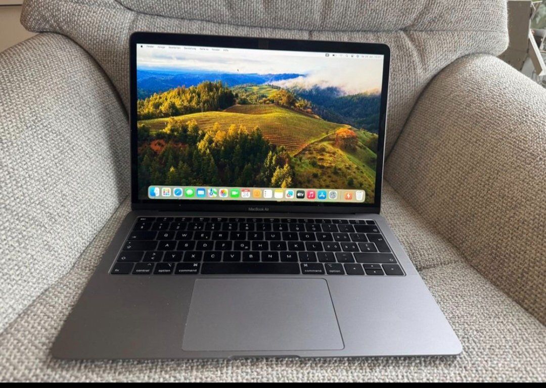 Apple Notebook: MacBook Air Retina 2018 , 13 – Usato da Genève venduto da chay.1